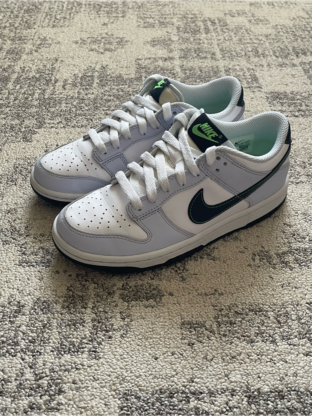 Nike Dunk Low Grey Green Strike (GS) Leather Sneakers 5Y